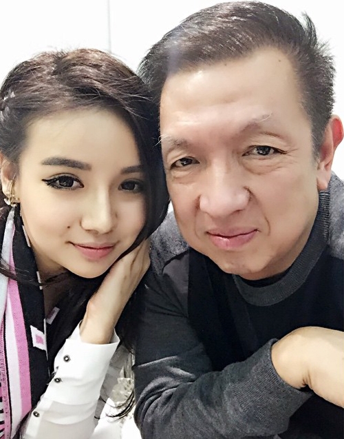 bestie kim lim con gai ty phu singapore