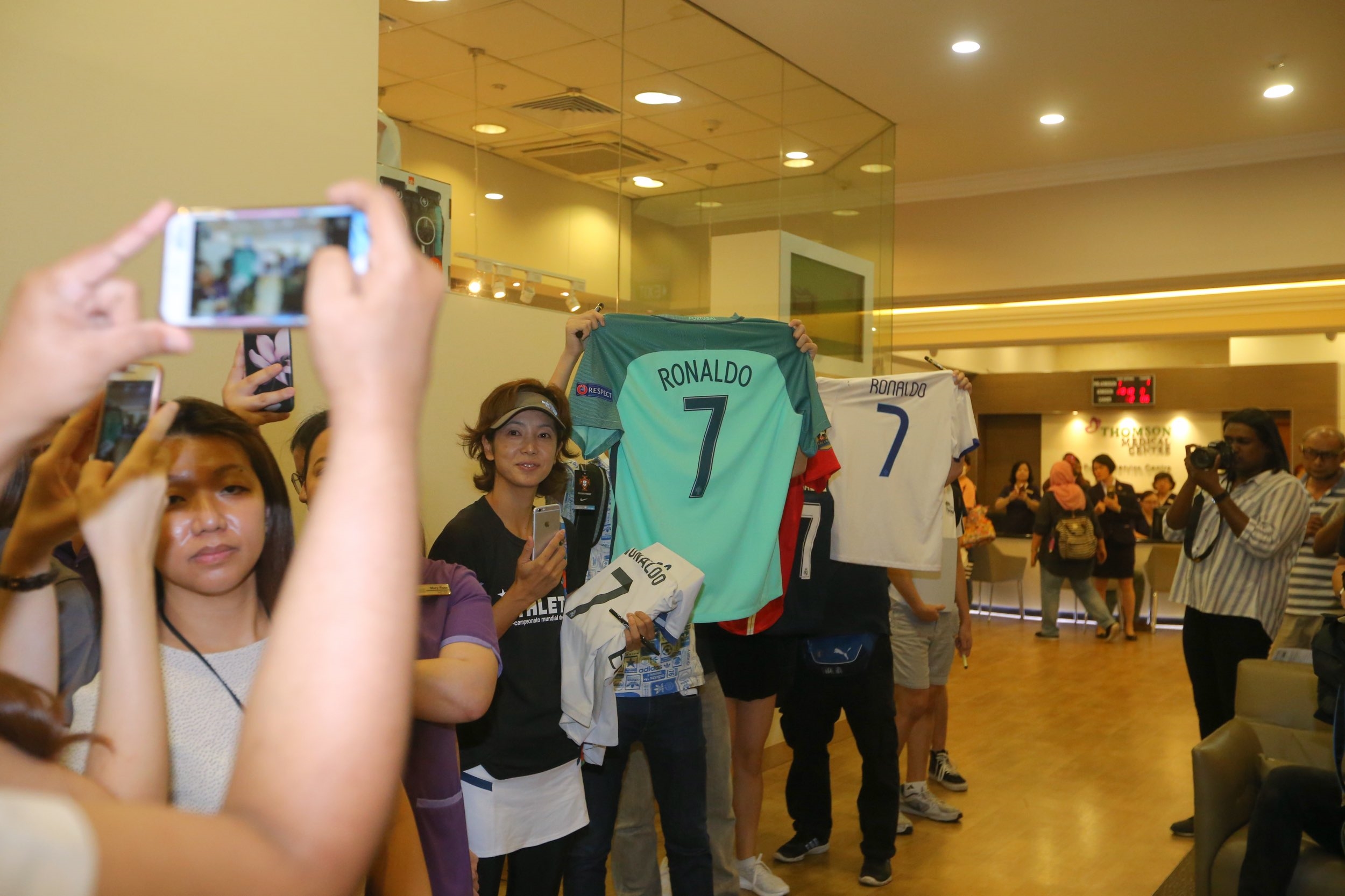 bestie ronaldo singapore