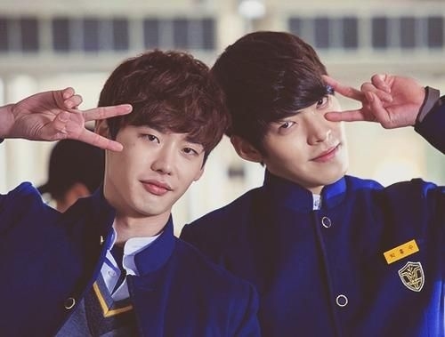 Những bộ phim Hàn giúp bạn "lên dây cót tinh thần" vượt qua những ngày u ám