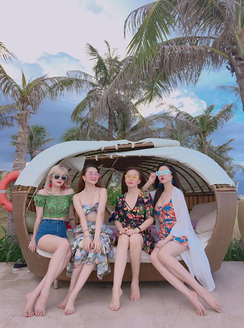 bestie anh chi em nha sao