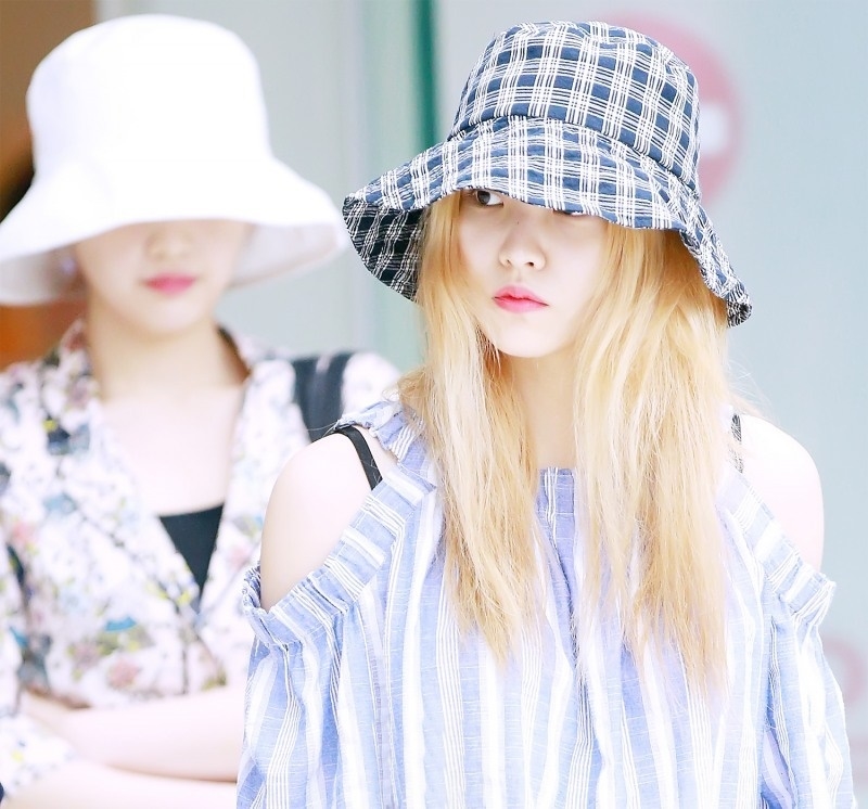 bestie-mu-bucket-tao-nen-con-sot-mua-he-cua-sao-han