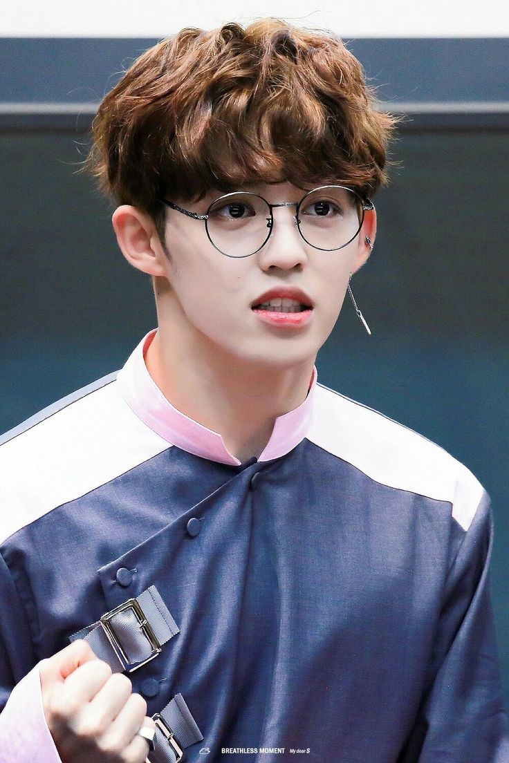 bestie idol nham lan nguoi nuoc ngoai