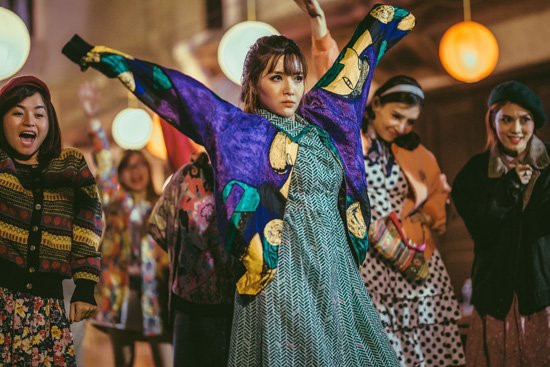 bestie sao nu Viet lay loi