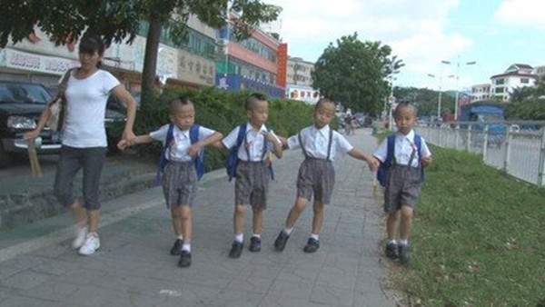 bestie ca sinh 4 o Trung Quoc