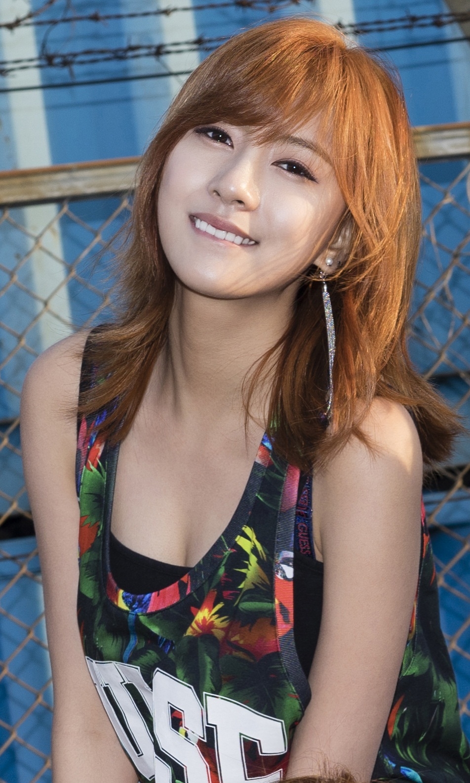 bestie idol nham lan nguoi nuoc ngoai