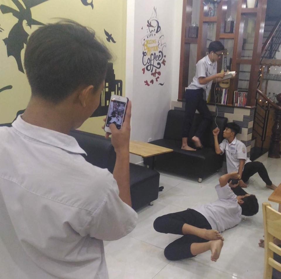 bestie than tuong song ao