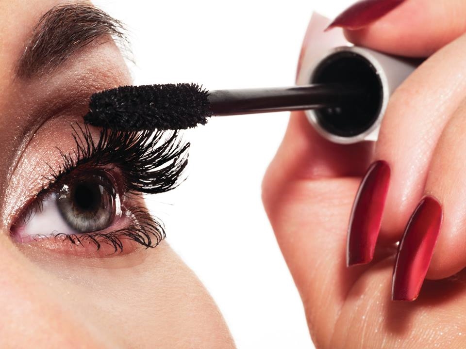 bestie-luu-y-khi-su-dung-mascara
