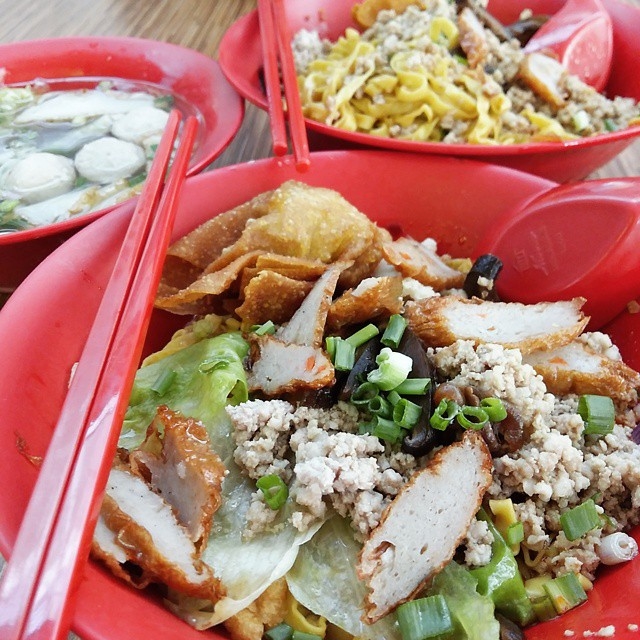 bestie mon ngon duong pho cac nuoc tren the gioi