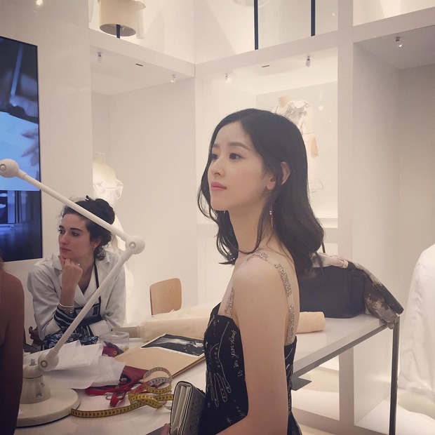 bestie hot girl tra sua