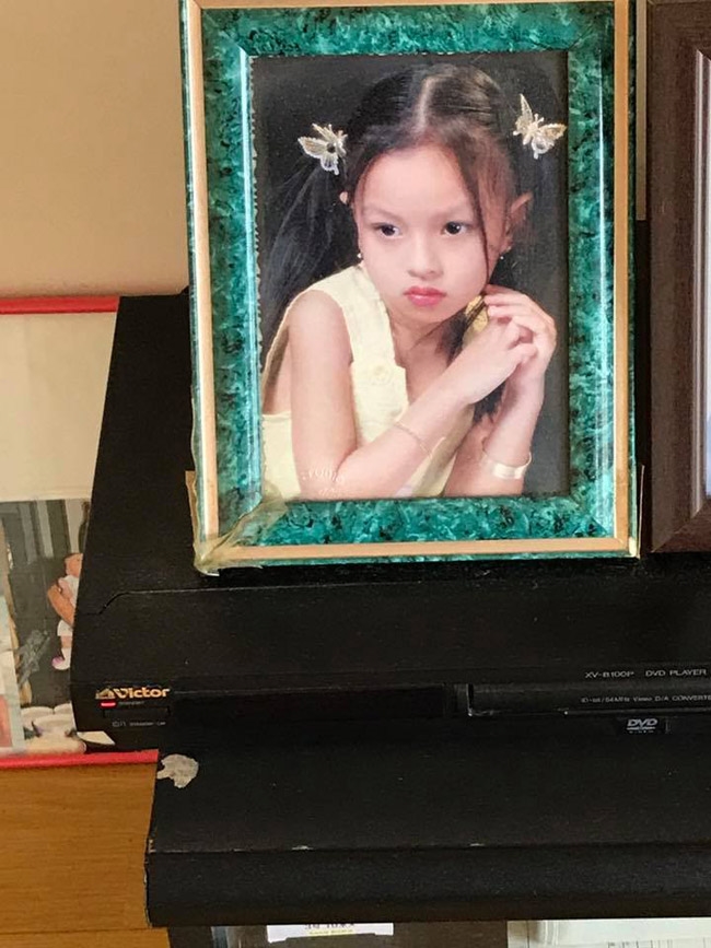 bestie my nhan viet mat moc tuoi chua 18