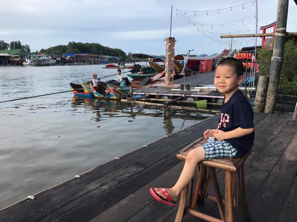 bestie chu tieu ngu guc