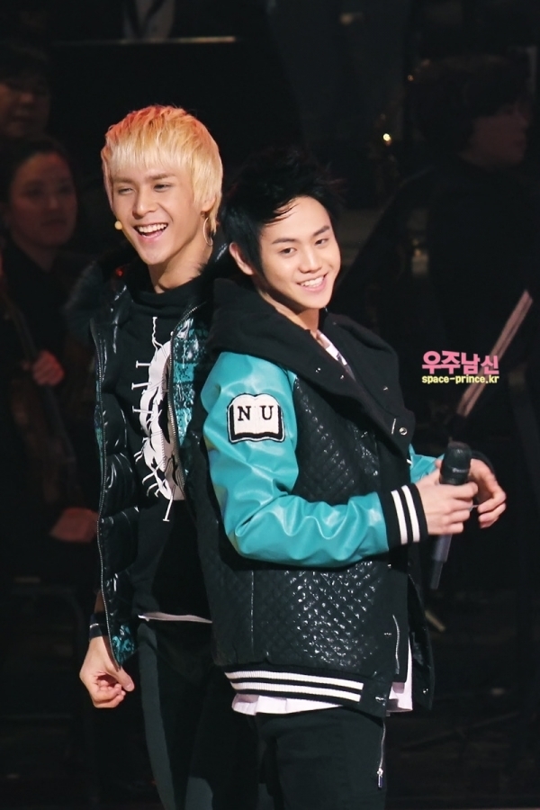 bestie nhung nam than tuong nho be