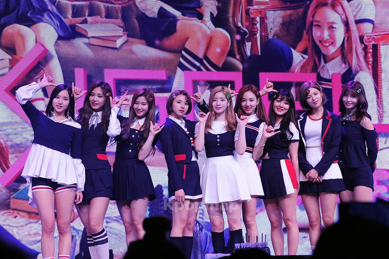 bestie gia tri thuong hieu nhom nhac kpop