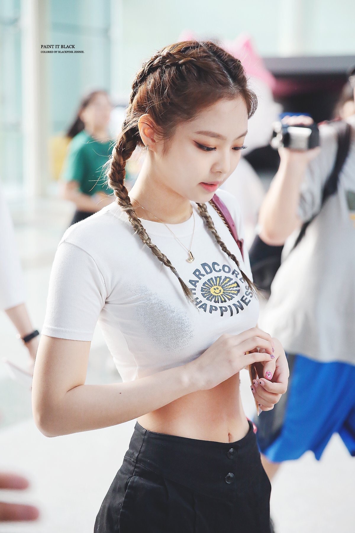 bestie idol nu thu hut phai nu