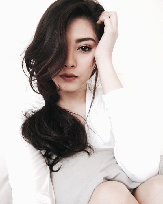 bestie trang điểm kiểu Thái 7