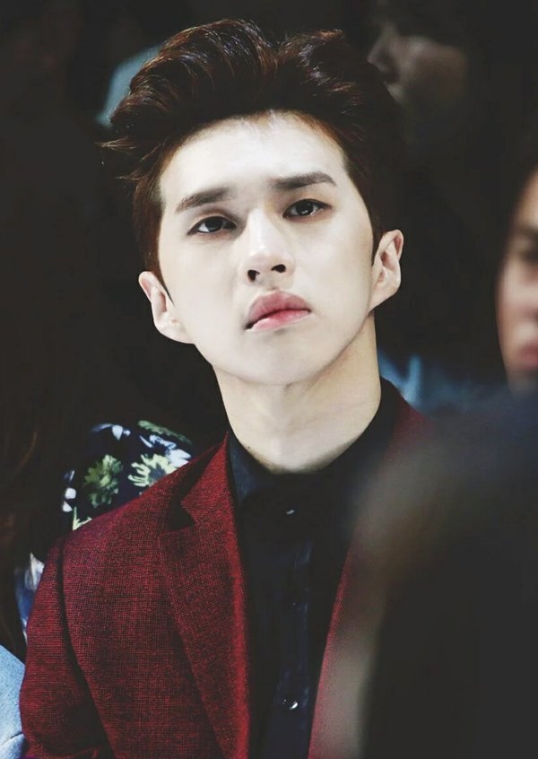 bestie idol nham lan nguoi nuoc ngoai