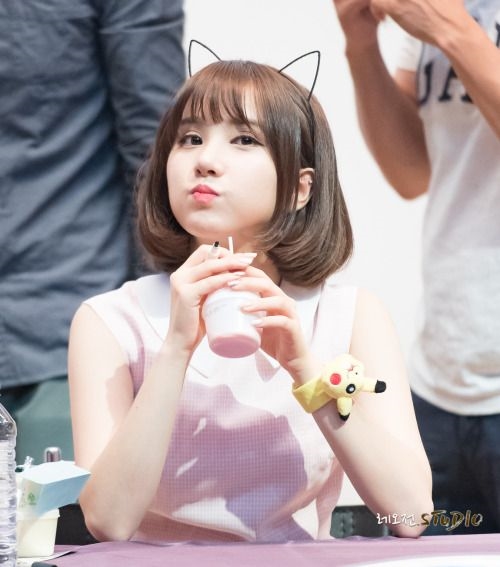 Những em út giả mạo dễ thương vô đối của các nhóm nhạc Kpop