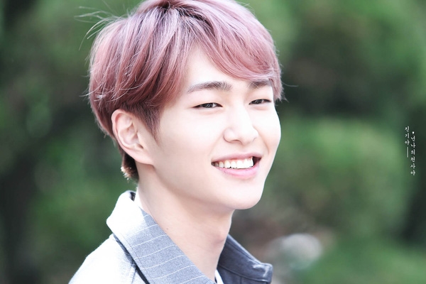 bestie nghe danh idol Kpop
