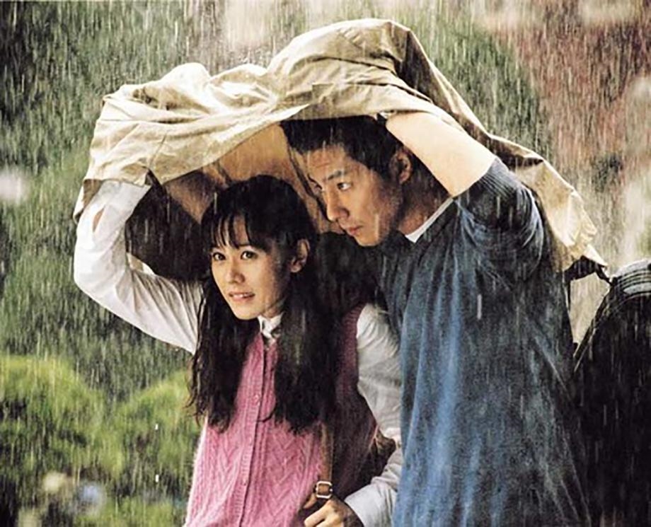 bestie-co-gai-khien-dan-ong-khao-khat