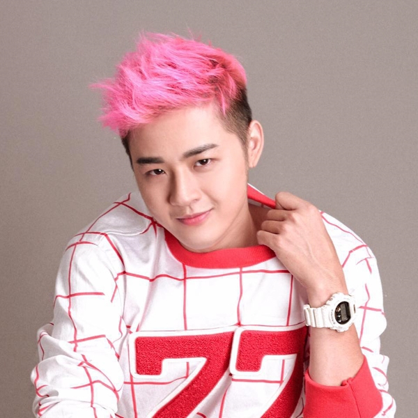 bestie sao nam viet nhuom toc