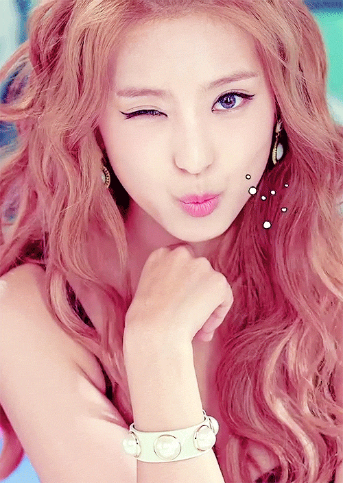 Những em út giả mạo dễ thương vô đối của các nhóm nhạc Kpop