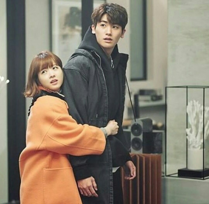 bestie-co-nang-chan-ngan
