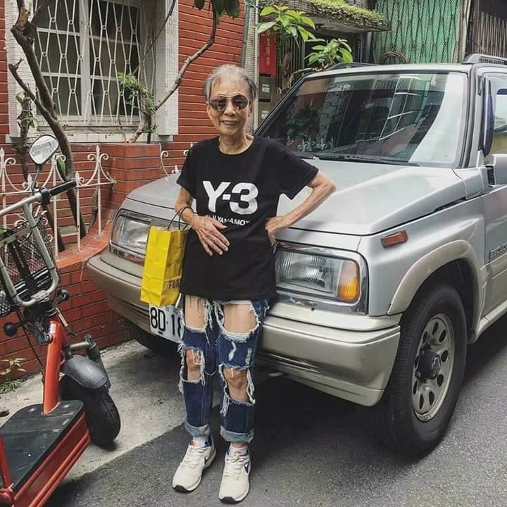 bestie cu ba thoi trang