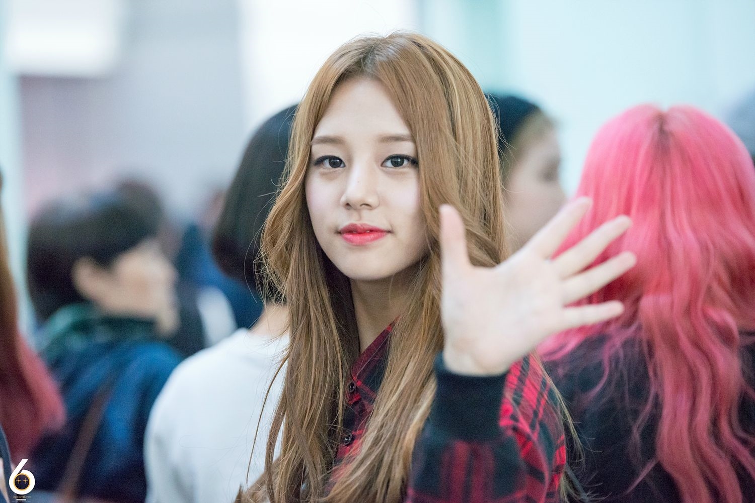 bestie lenh cam hen ho cua idol