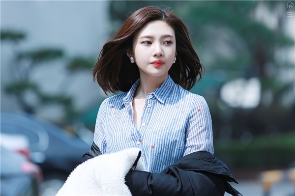 Các nữ thần Kpop cắt tóc ngắn: Ai đẹp hơn ai?