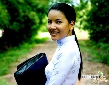 bestie dan dien vien mui ngo gai ngay ay bay gio