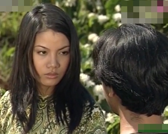 bestie dan dien vien dong tien xuong mau