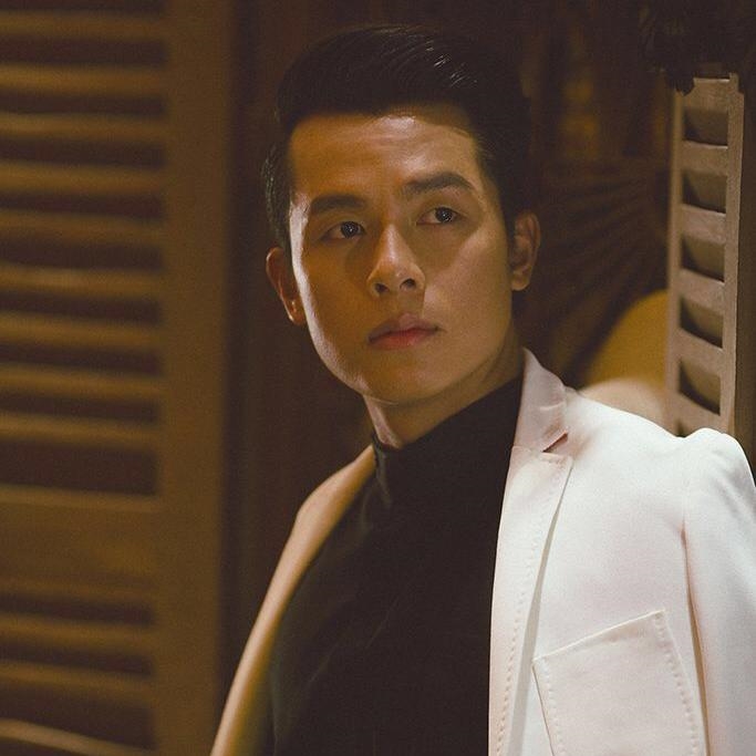 bestie dan dien vien mui ngo gai ngay ay bay gio