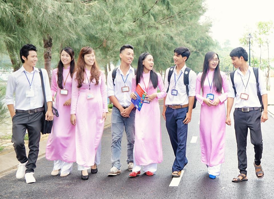 bestie dong phuc sinh vien sai gon
