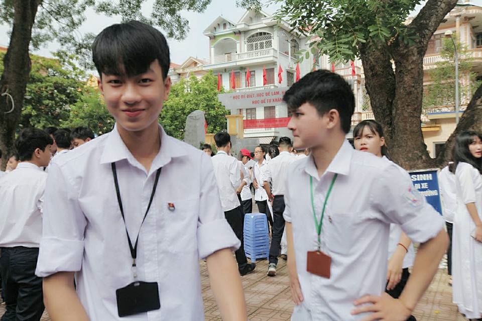 bestie trai dep bi dan mang chup len