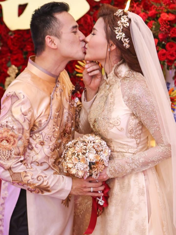bestie dan dien vien mui ngo gai ngay ay bay gio