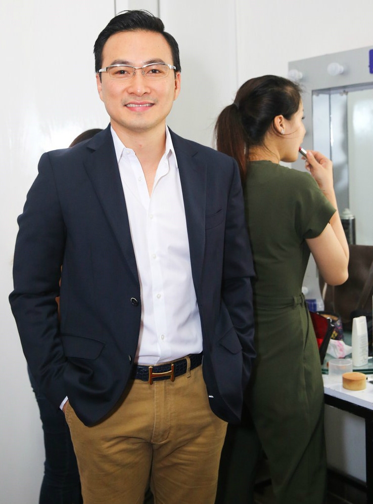 bestie dan dien vien dong tien xuong mau