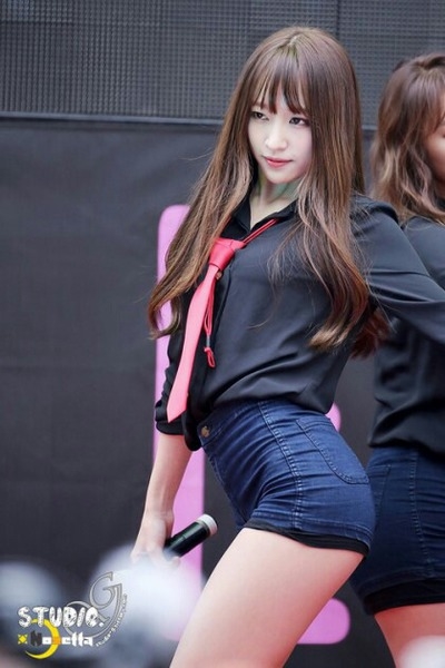 bestie idol nu sang chanh
