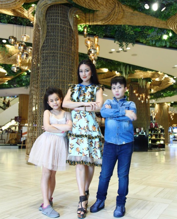 bestie thien than Thai Lan Jirada Jenna Moran