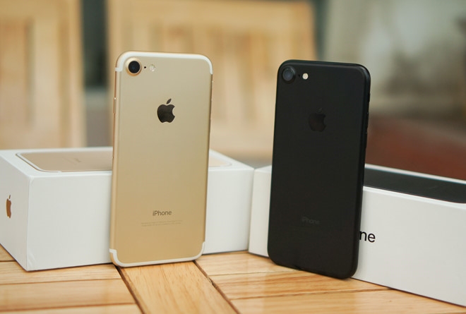 bestie phan biet iphone that va nhai