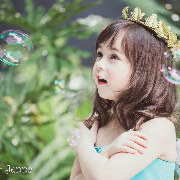 bestie thien than Thai Lan Jirada Jenna Moran