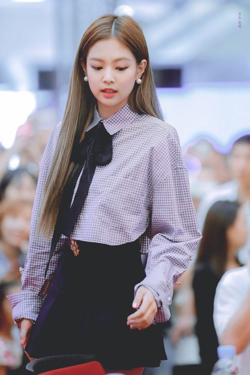 bestie idol nu sang chanh