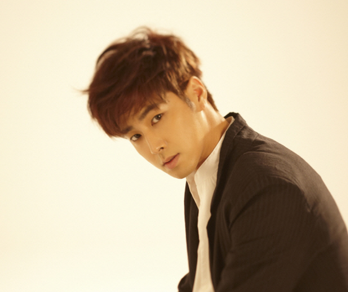 bestie truong nhom dang nguong mọ cua Kpop