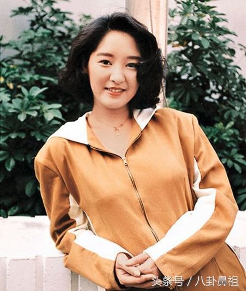 bestie chuyen tinh day nuoc mat Ly Mac Sau Tuyet Le