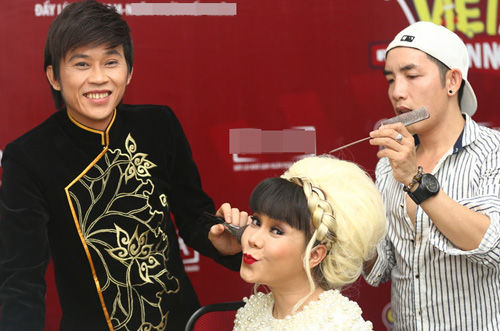 bestie nhan sac my nhan trang diem hau truong
