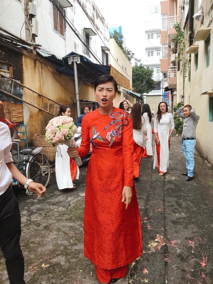 bestie sao viet du dam cuoi noi hon co dau