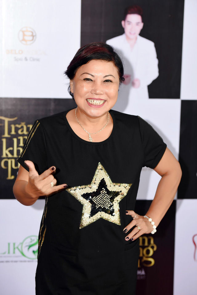 bestie sao viet cuoc song sau vo no