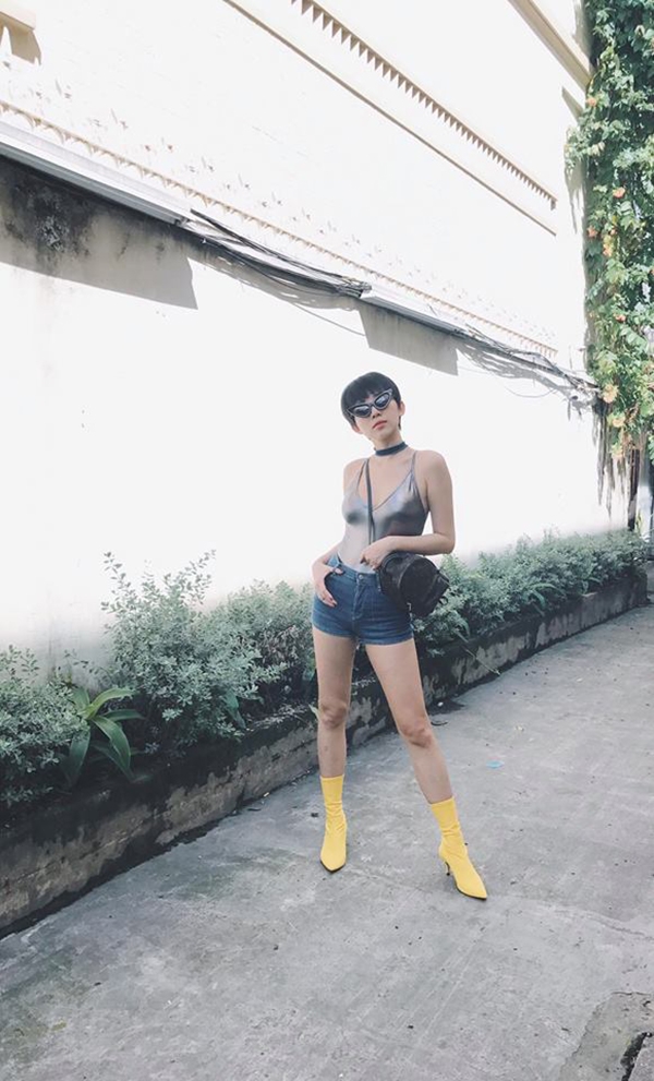 bestie bi quyet chon do khoe chan thon sexy 1