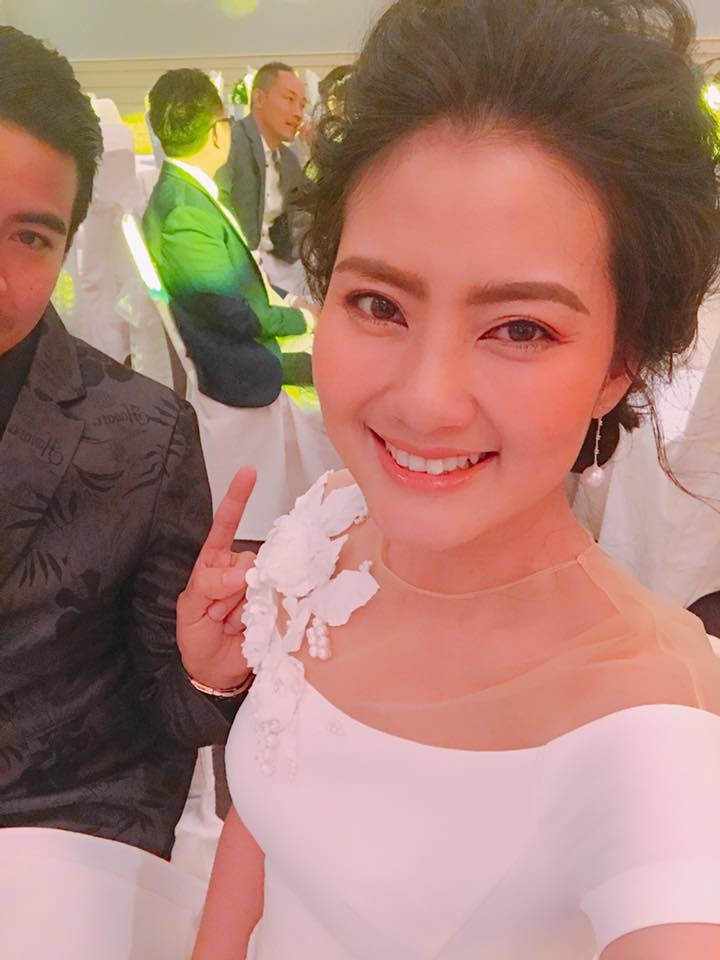 bestie sao viet du dam cuoi noi hon co dau