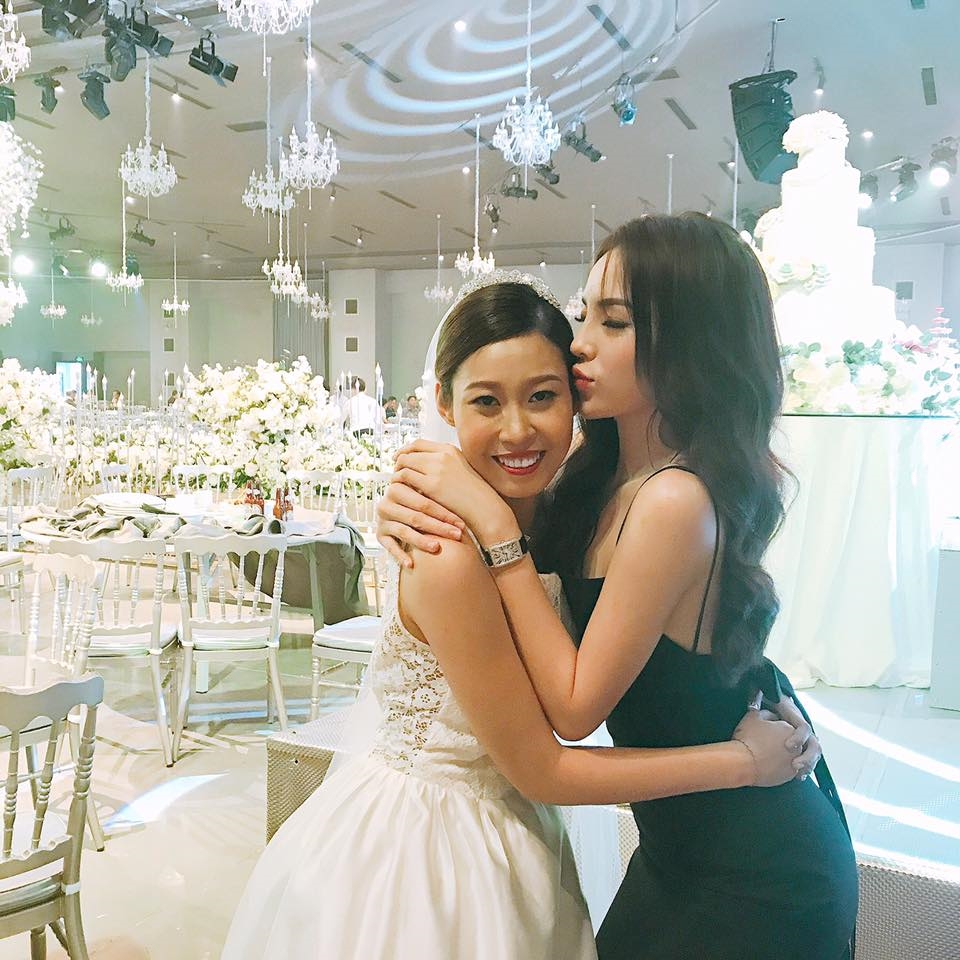 bestie sao viet du dam cuoi noi hon co dau