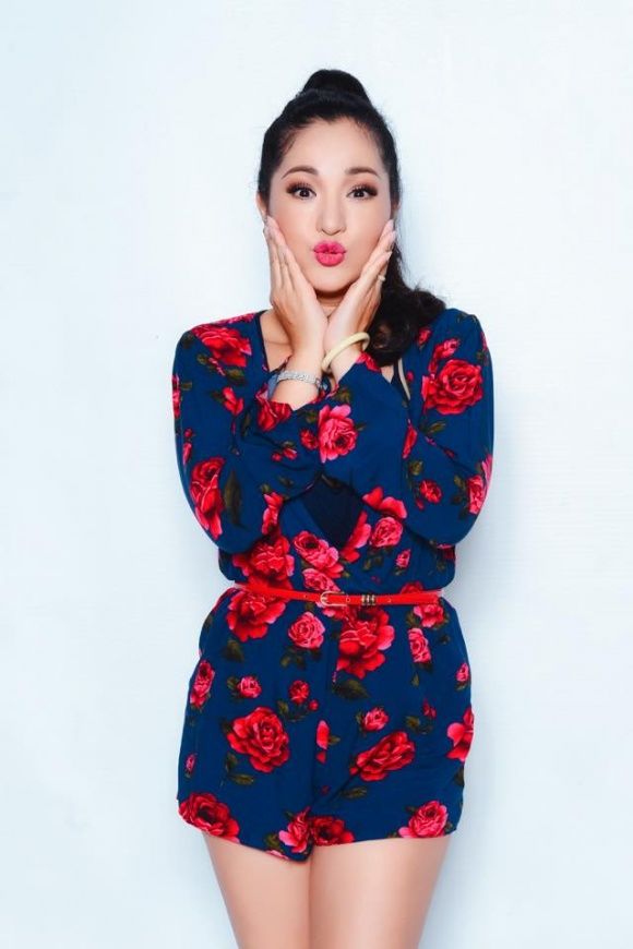 bestie sao viet cuoc song sau vo no